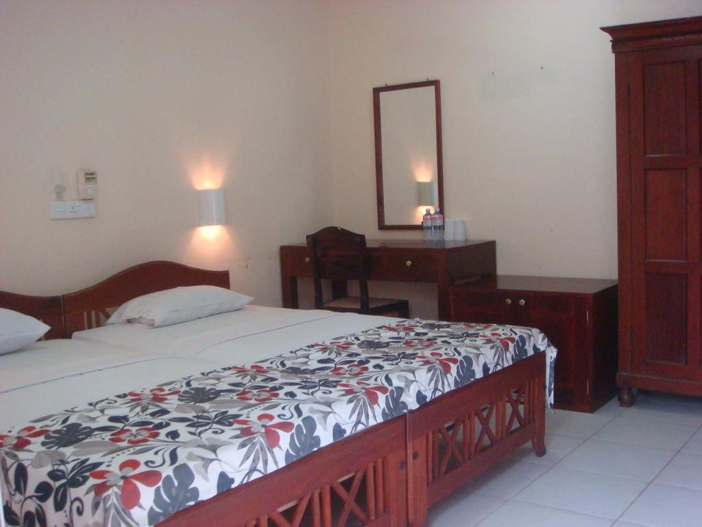 Hotel Sunflower Kataragama Room photo